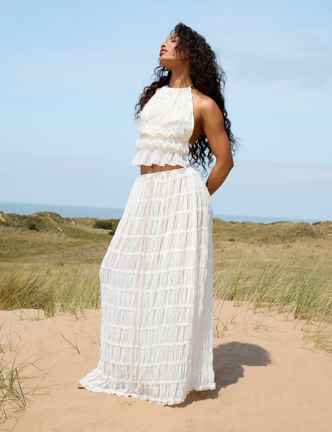 Should Your Fascinator Match Dress or Shoes for Wedding? Complete Styling Guide