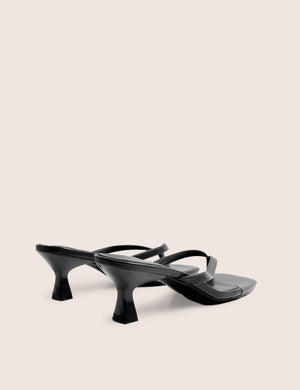 Everlast Black Kitten Heel Thong Sandals