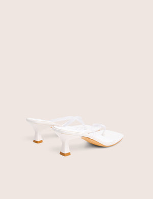 Everlast White Perspex Thong Flip Flop Heels
