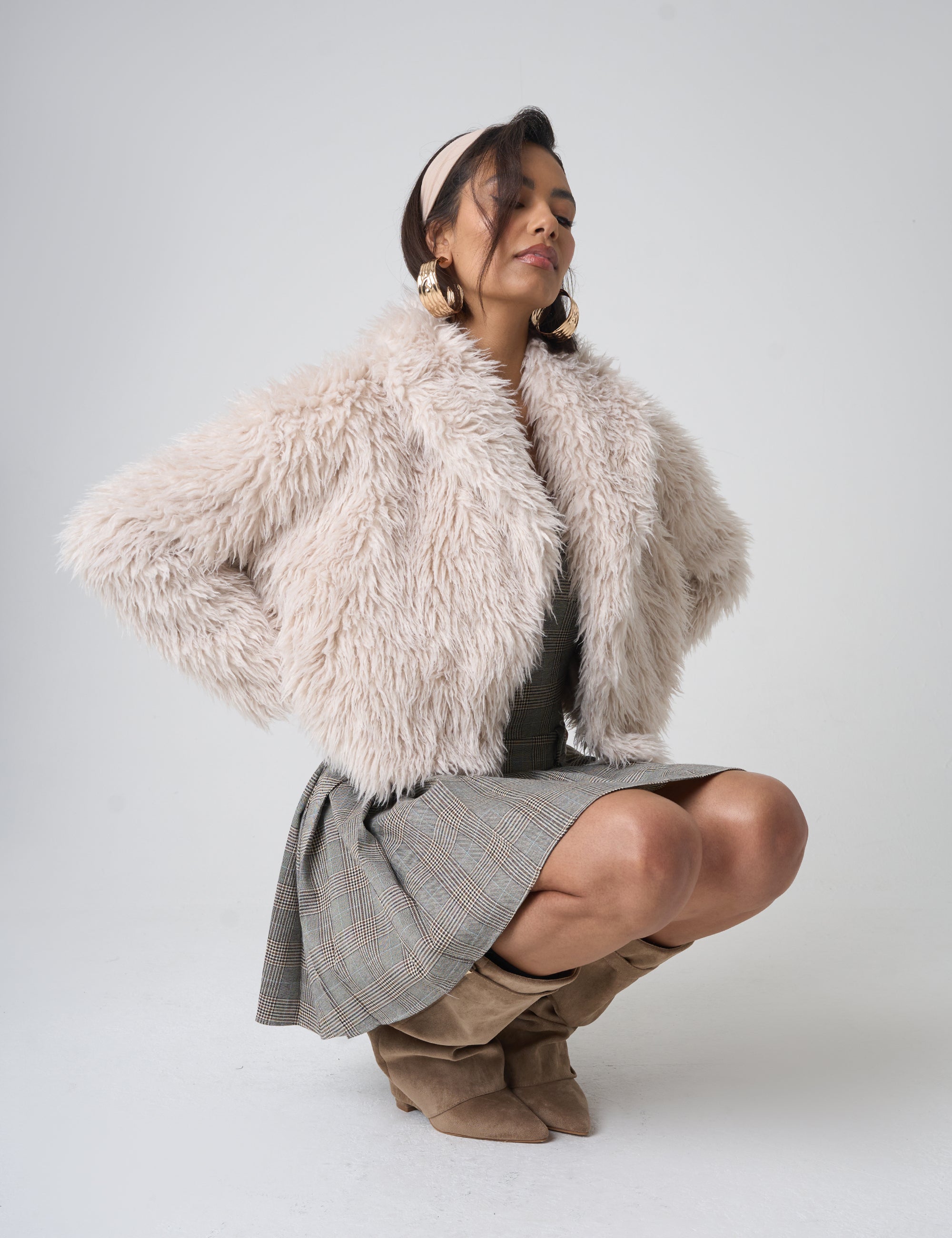 Short Shaggy Faux Fur Jacket Beige Public Desire