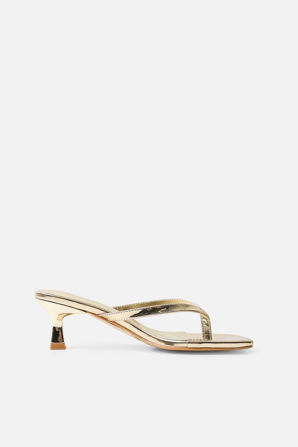 Everlast Gold Thong Flip Flop Heels