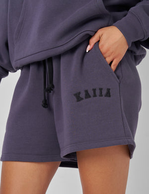 Kaiia Logo Relaxed Sweat Short Dark Grey