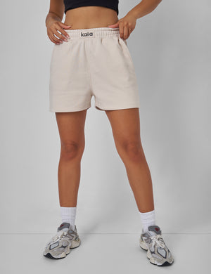 Kaiia Slogan Relaxed Sweat Short Cream