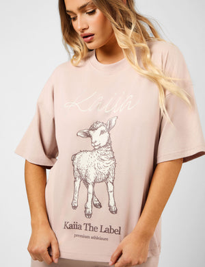Kaiia Oversized Spring Lamb Graphic T-Shirt Champagne