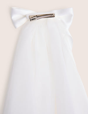 White Mesh Clip on Veil With Bow Detail