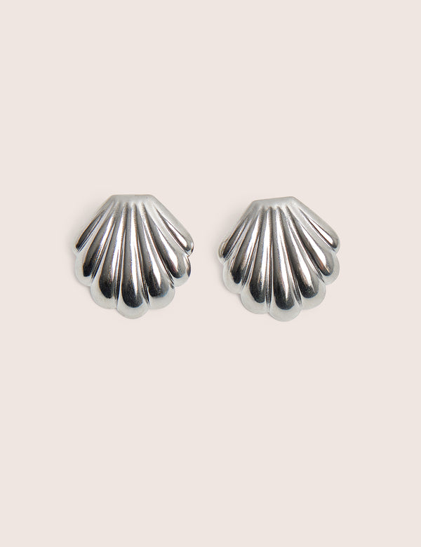 Shell Detail Earrings Silver