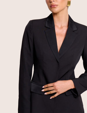 Single Breasted Fitted Blazer Black