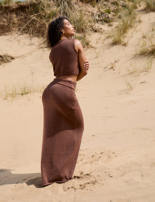 Mid Rise Fine Knit Maxi Skirt Brown