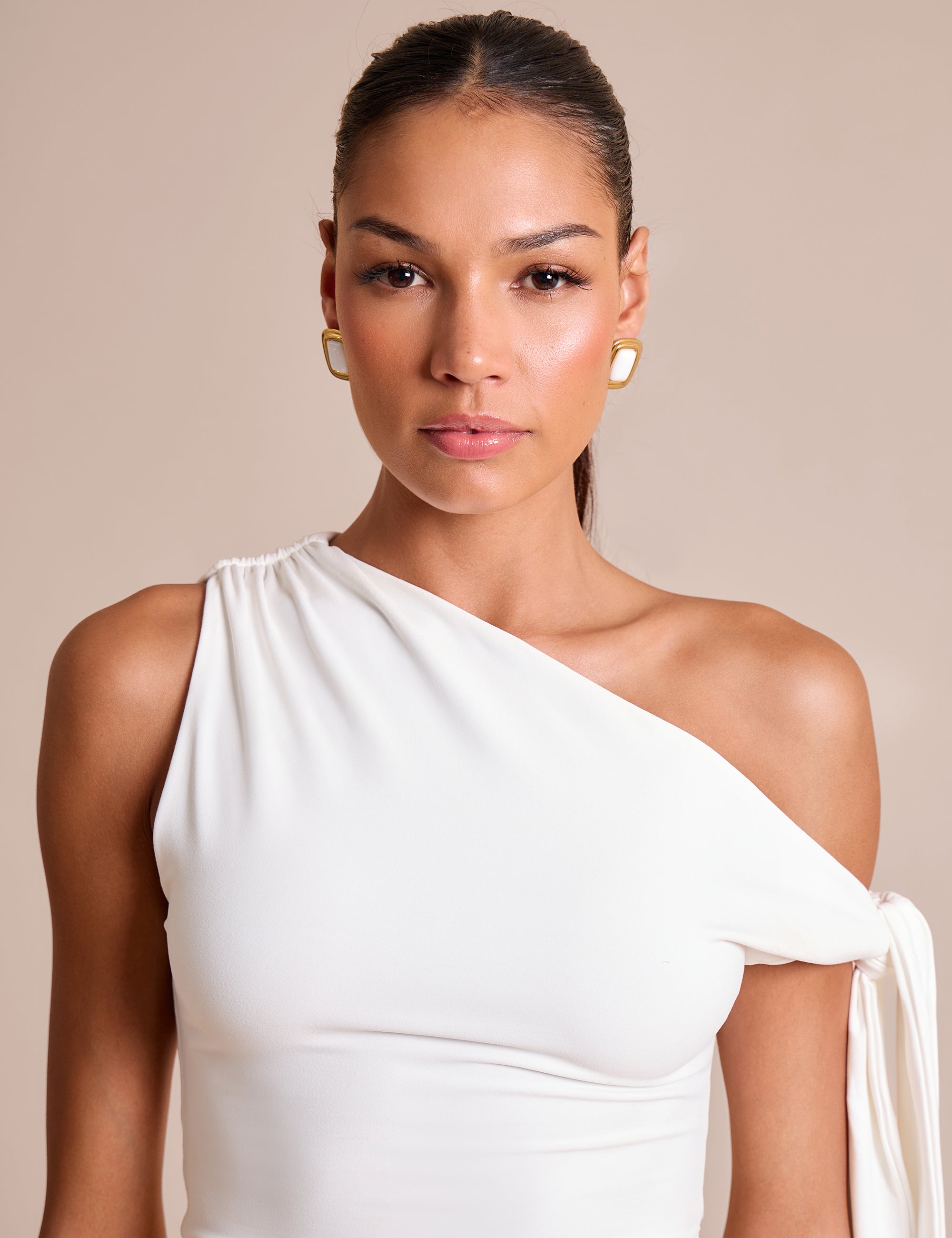 Knot Detail Asymmetric One Shoulder Luxe Slinky Top White | Public
