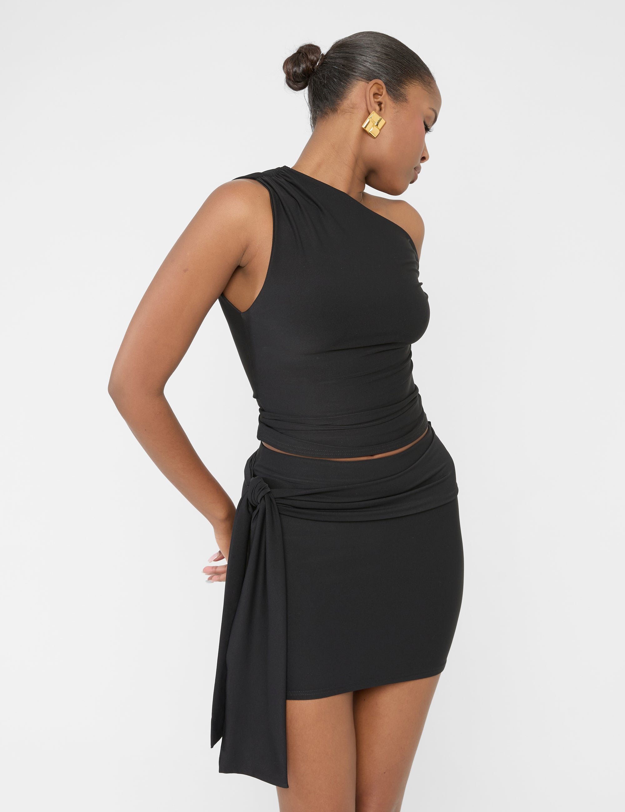Knot Detail Asymmetric One Shoulder Luxe Slinky Top Black | Public