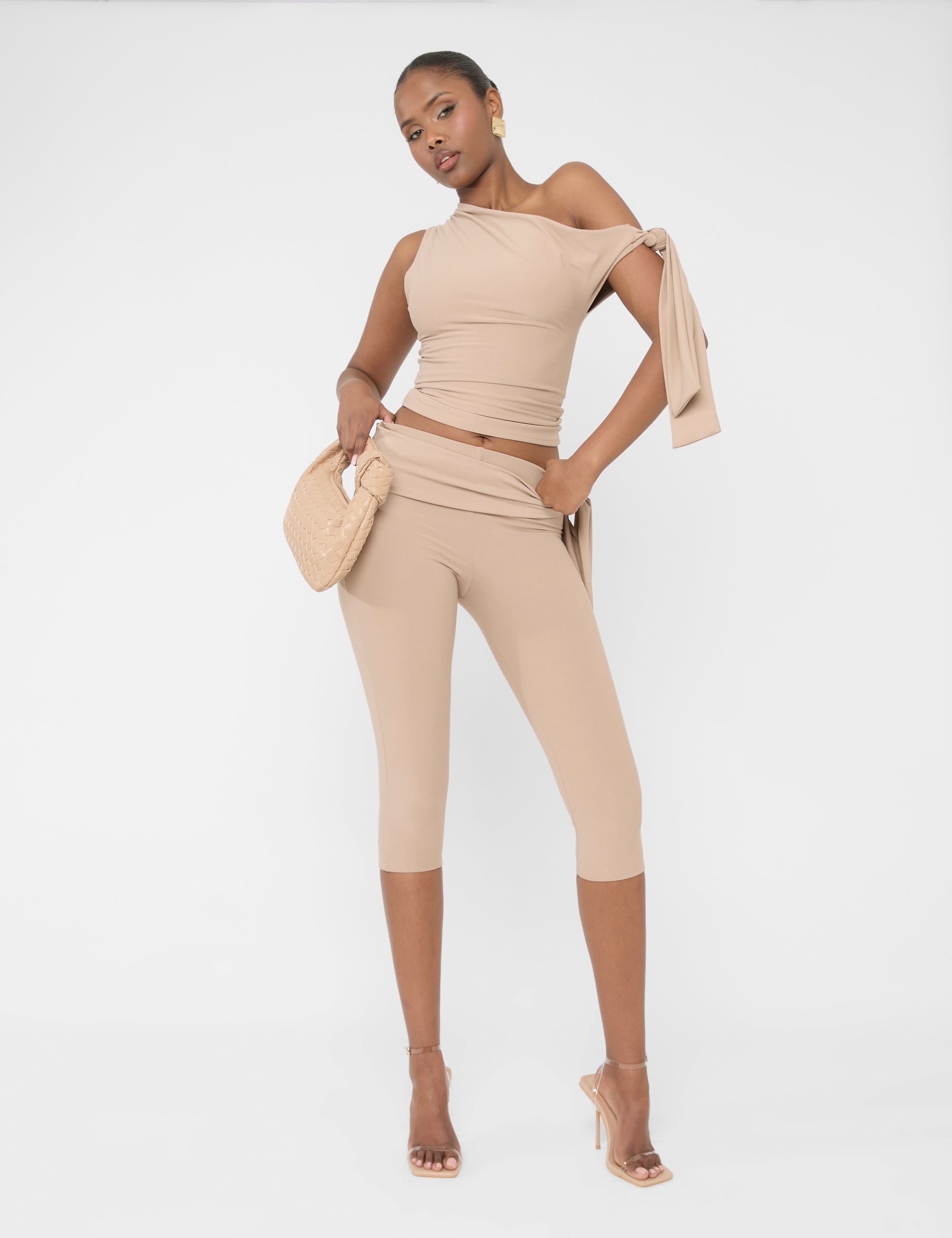 Knot Detail Asymmetric One Shoulder Slinky Top Latte | Public Desire