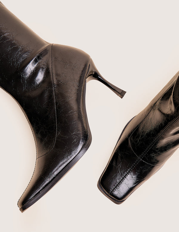 Scorpion Cracked Black Mid Heel Sock Knee High Boots