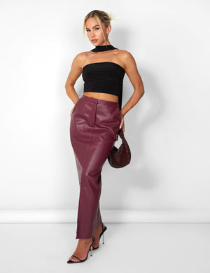 Kaiia Leather Look Maxi Skirt in Burgundy