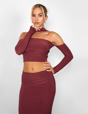 Kaiia Bardot Choker Detail Top in Burgundy