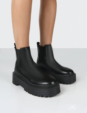 Amerika Chunky Chelsea Boots in Black Public Desire