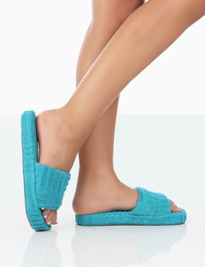 Turquoise sales ugg slippers