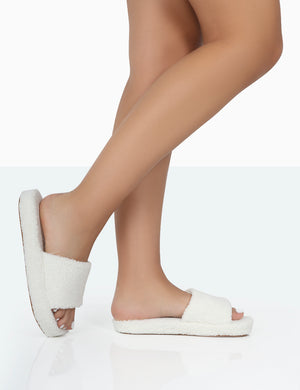 Vale Ecru Borg Fluffy Slider Slipper