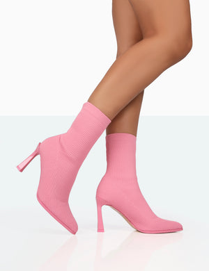 Pink knitted boots store