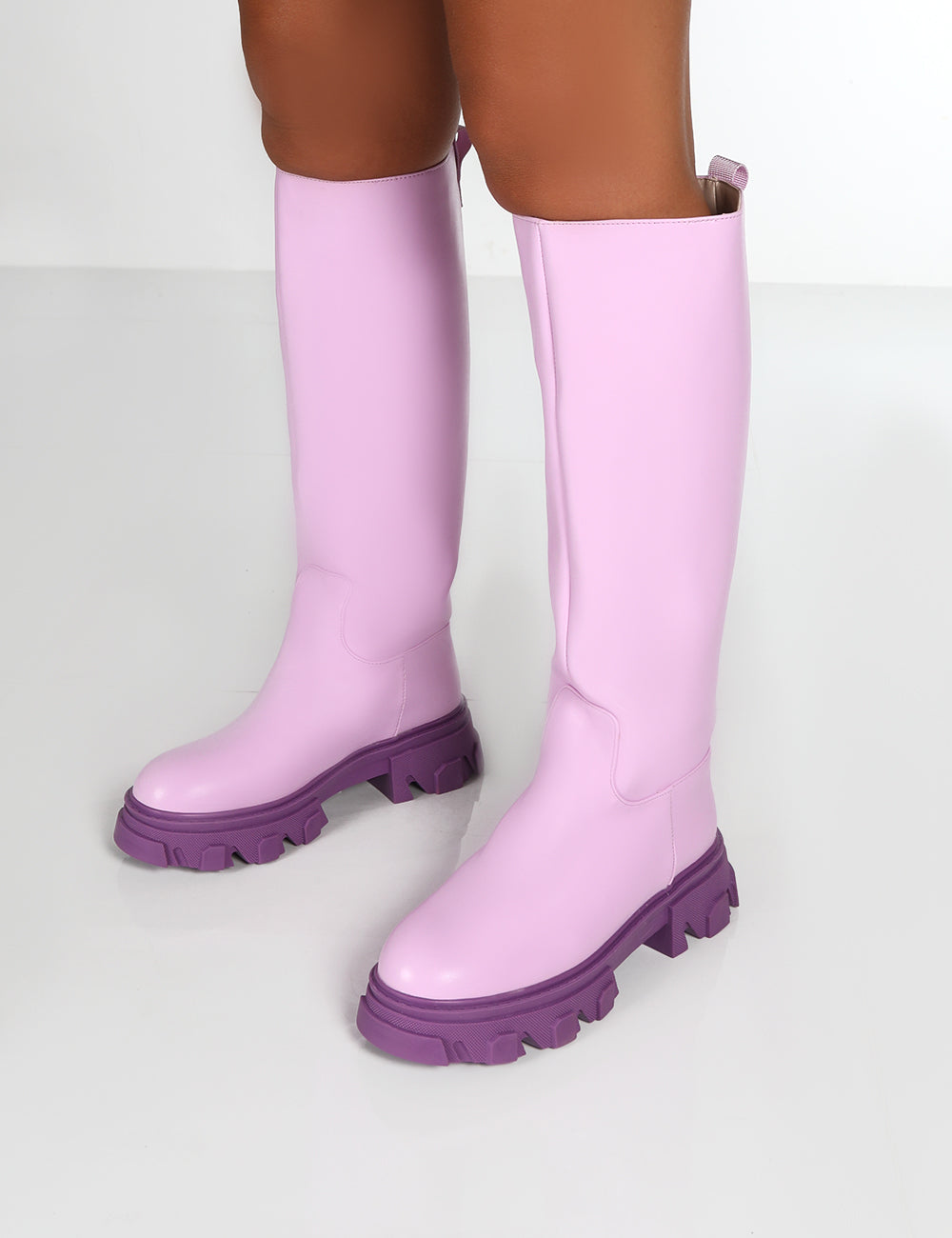 Light purple boots top